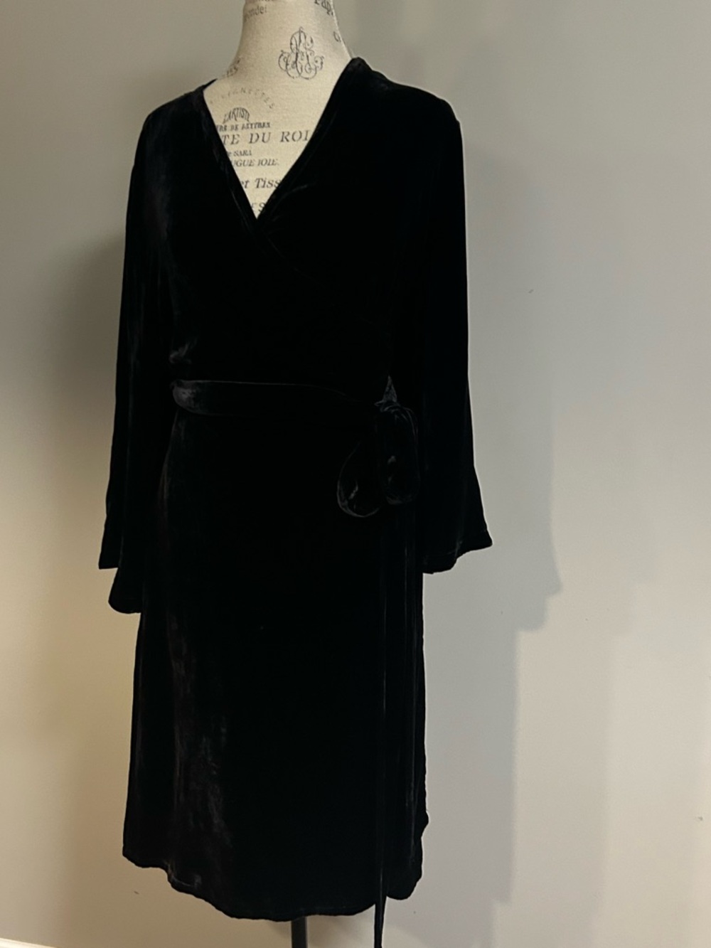 Eileen Fisher Black Velvet Bell Sleeve Wrap Dress XL Glamour $379